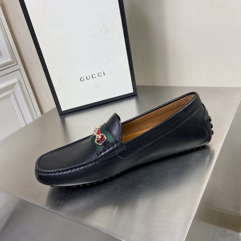 Gucci two-tone luxury sneakers view 7 breathable knit upper