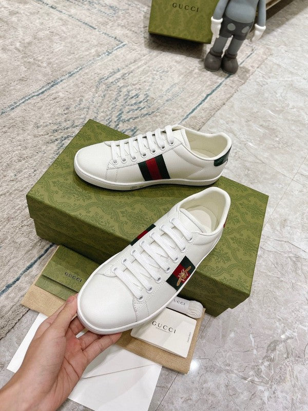 Gucci two-tone luxury sneakers view 7 breathable knit upper