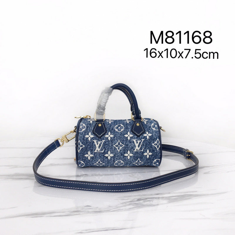 Side profile of classic modern women's handbag – women's luxury accessory