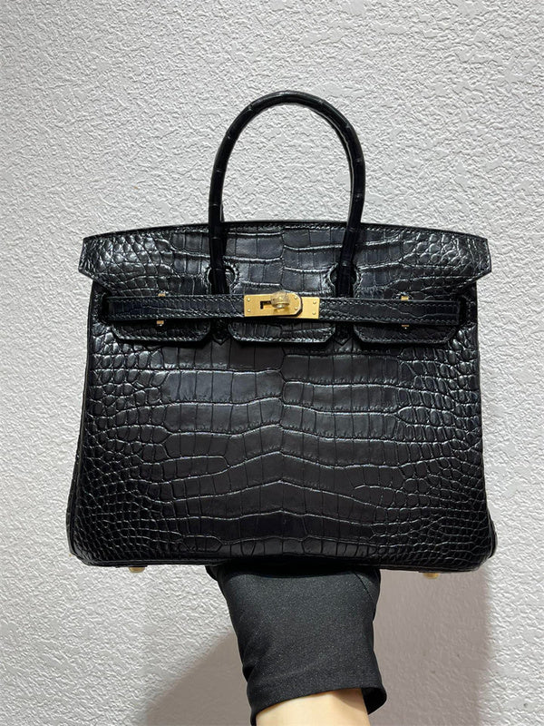  Signature tote bag front view