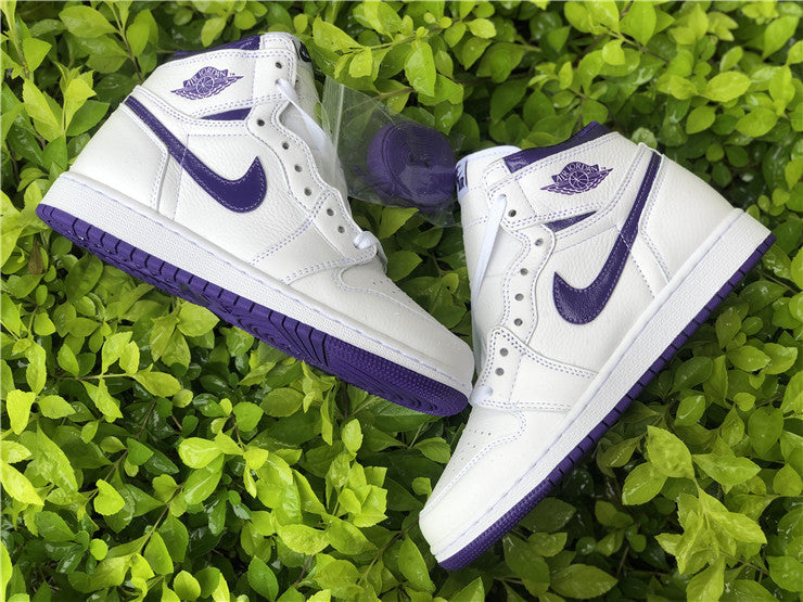 Nike Men's & Women's Premium Casual Sneakers — Style 160 hardware detail
