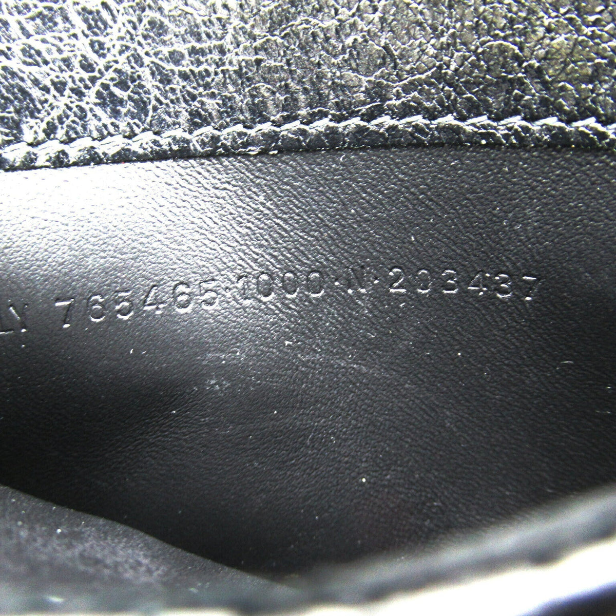Sorvantis elegant leather Luxury Item angled view