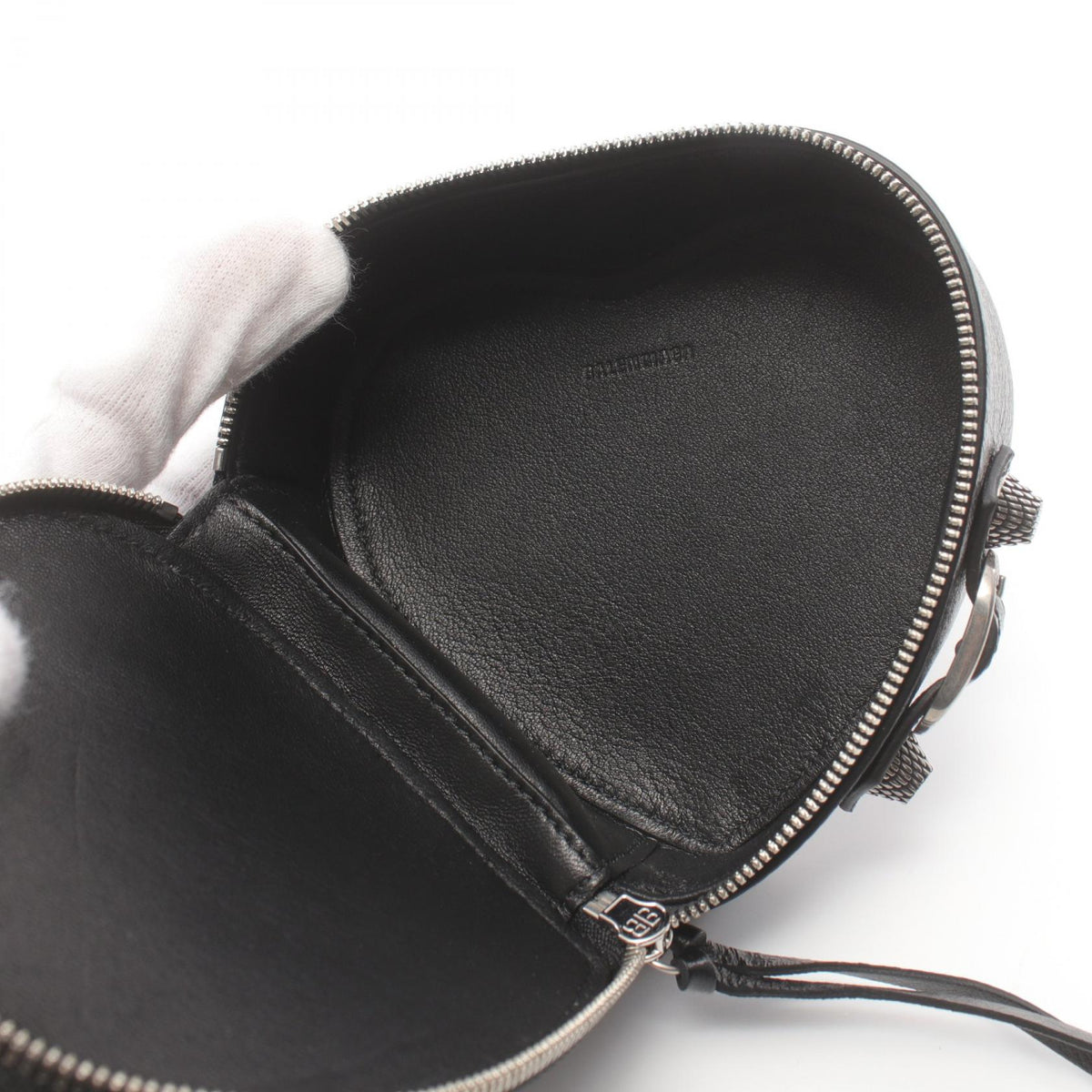 Auremontix elegant leather Luxury Item back view