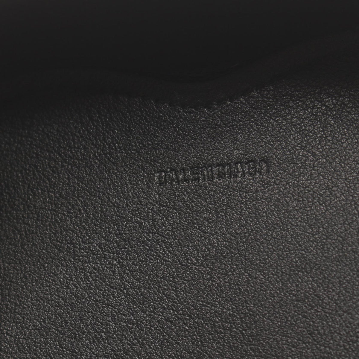 Auremontix elegant leather Luxury Item interior detail