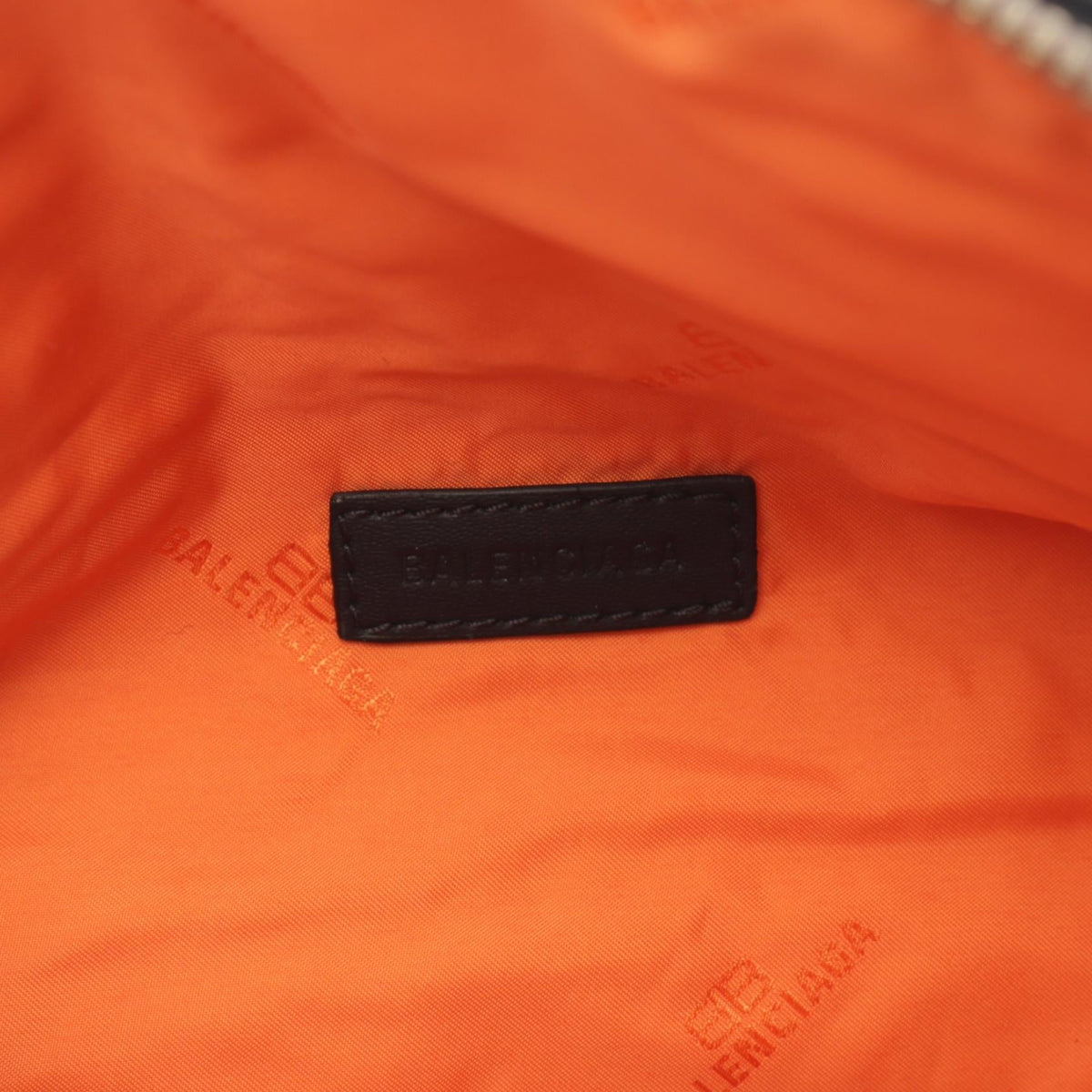 Solombras elegant leather Luxury Bag interior detail