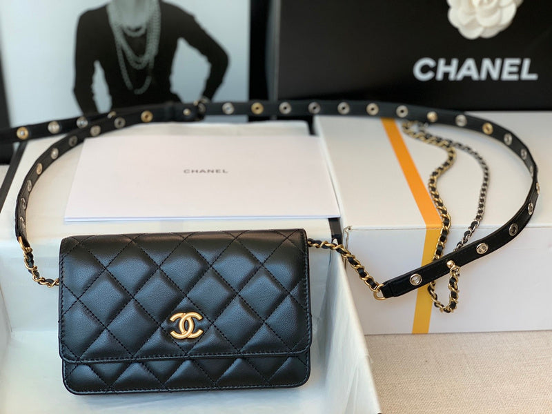  mid purse view 9