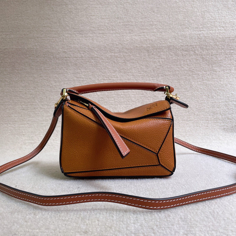 Ziva's Charm handbag – side angle view (18cm*12cm*7cm)