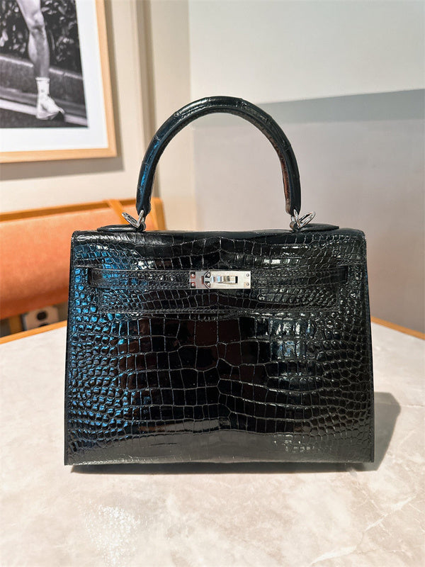 Versatile bag women's premium everyday handbag