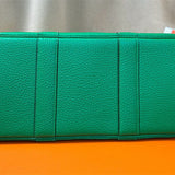  Structured top-handle bag front view 7