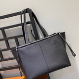 Ziva's Charm handbag – detail view (35cm*27cm*19cm)