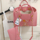 Zivas Charm Everyday Sophistication Designer Handbag (Effortless Style Upgrade) – Close-Up Detail