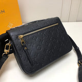 Close-up detail of statement premium women's handbag – women's luxury accessory