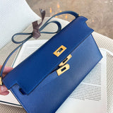  Sophisticated shopper bag carried on shoulder
