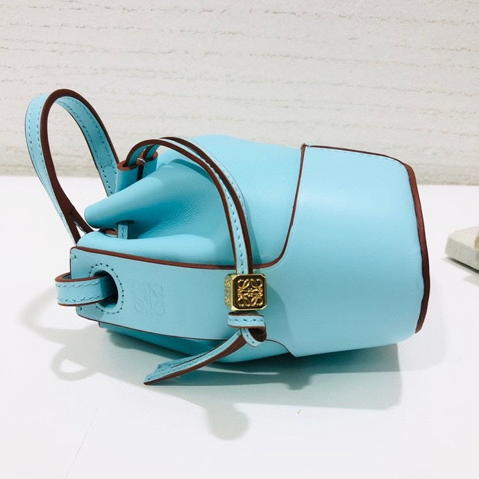 Ziva's Charm handbag – side angle view (8.5cm*6.5cm*13cm)