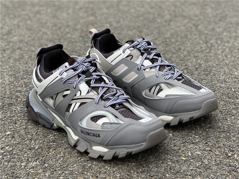Nike Men's & Women's Luxury Low-Top Trainers — Style 081 back view
