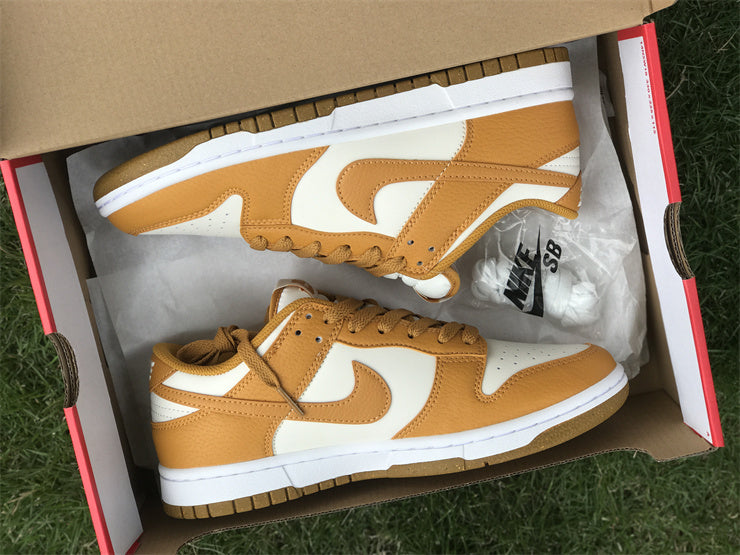 Nike clean off-white luxury sneakers view 21 padded collar comfort
