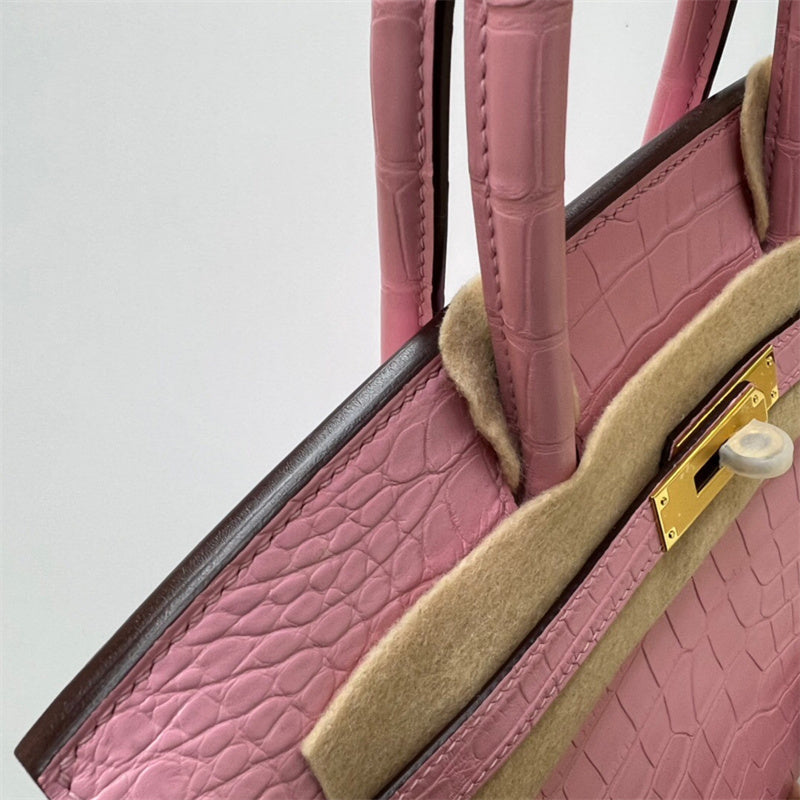 Refined handbag styled for everyday wear