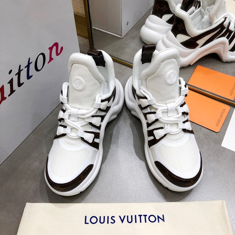 Louis Vuitton shoes Style 274 - logo and branding close-up