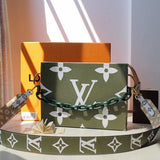 Handle and strap detail of everyday-luxe elevated women's handbag – women's statement bag