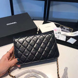 Zivas Charm Refined Everyday Style Fashion Handbag (Effortless Style Upgrade) – Close-Up Detail