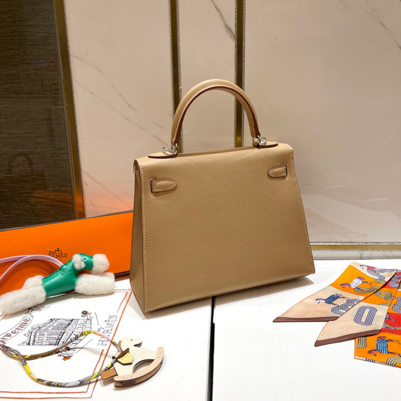 Close-up detail of streamlined bag design