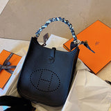  modern shoulder bag detail view showing craftsmanship 8
