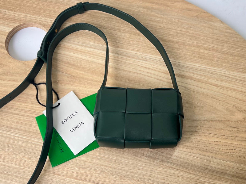 Polished Premium PU Leather Handbag - Everyday Elegance | Women's Everyday Carry Handbag #1662 - product detail shot (image 10) of designer-inspired handbag