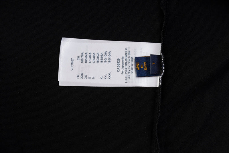 Side profile of Louis Vuitton cotton t-shirt with contemporary cut