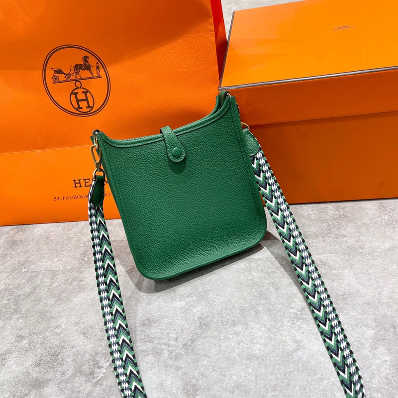 Balanced handbag styled for everyday wear