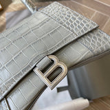 Ziva's Charm handbag – back view (one versatile size)