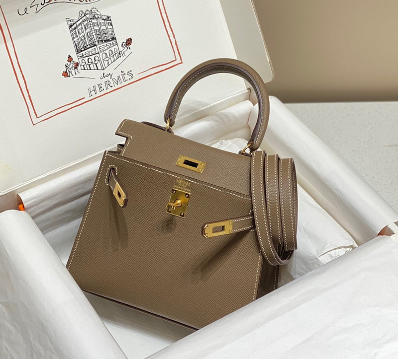 Chic bag women's premium everyday handbag
