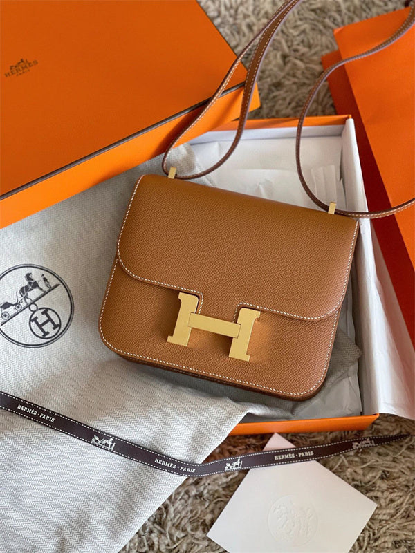 Interior view of understated premium bag