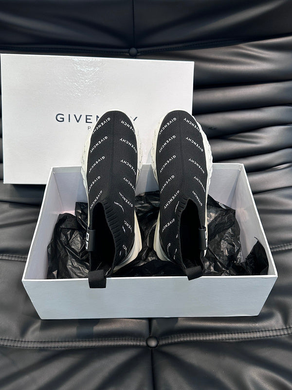 Givenchy shoes Style 175 - packaging and accessories