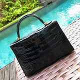  smart shoulder bag detail view showing craftsmanship 20