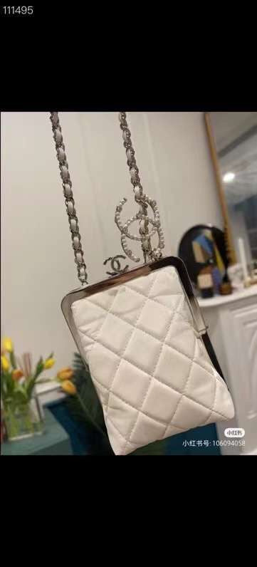  women's handbag, versatile design, view 5