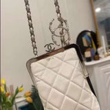  women's handbag, versatile design, view 5