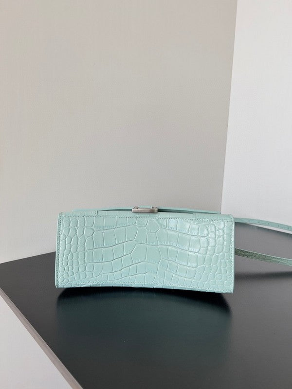 Zivas Charm Versatile Design Statement Handbag (Modern Wardrobe Staple) – Side Profile