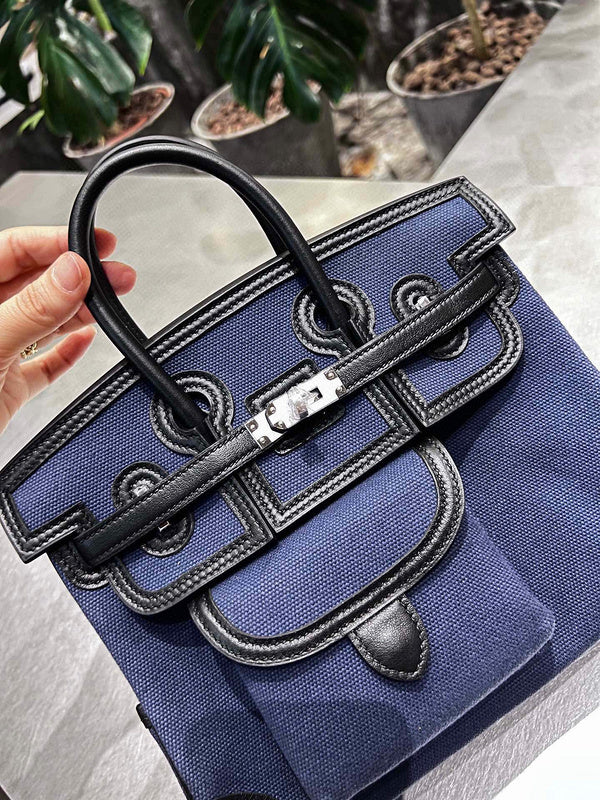 Graceful handbag styled for everyday wear