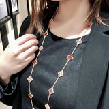 Side view of Van Cleef & Arpels unisex jewelry piece