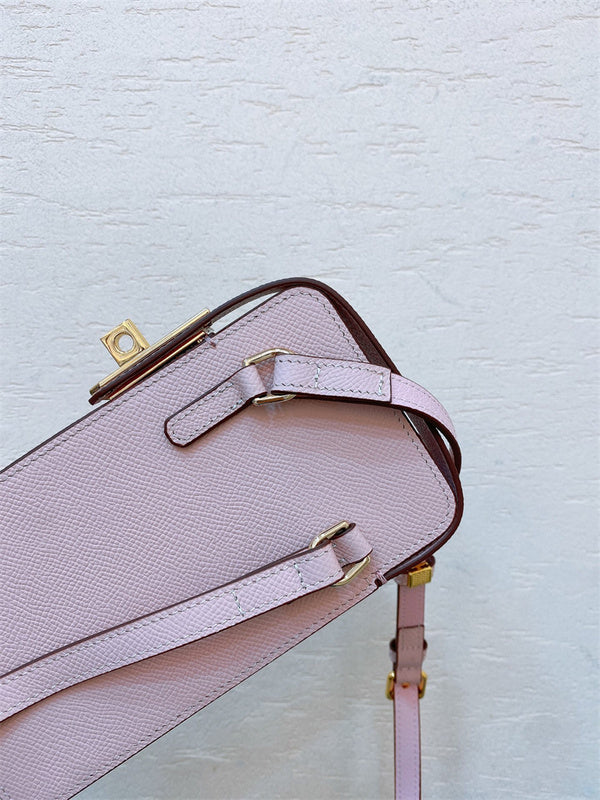  satchel interior and compartment view 21