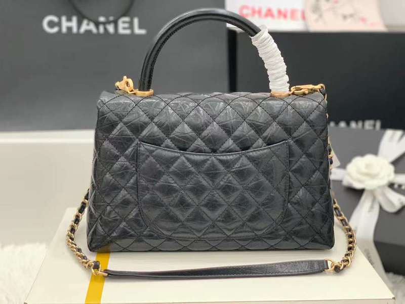 Zivas Charm Polished Finish Everyday Handbag (Structured Everyday Essential) – Close-Up Detail