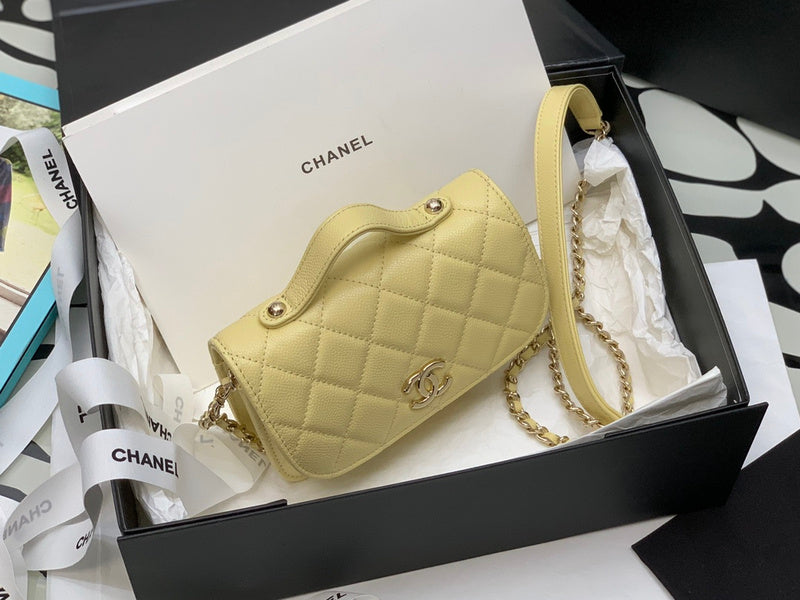  women's handbag, versatile design, view 2