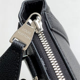  Curated carryall bag front view 7