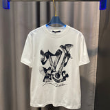 Side profile of Louis Vuitton cotton t-shirt with tailored silhouette