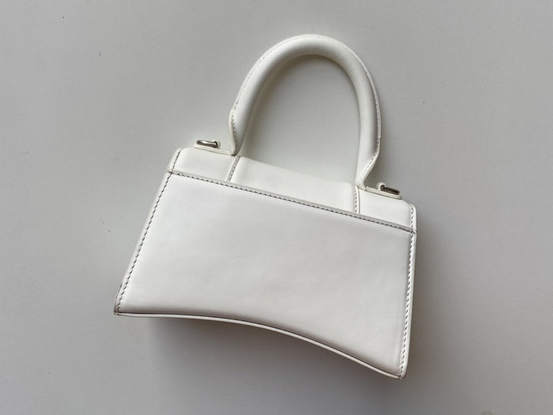 Zivas Charm Elevated Essentials Premium Handbag (Premium Everyday Carry) – Full Silhouette
