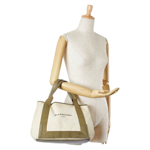 Aurelvorus elegant leather Luxury Bag side view
