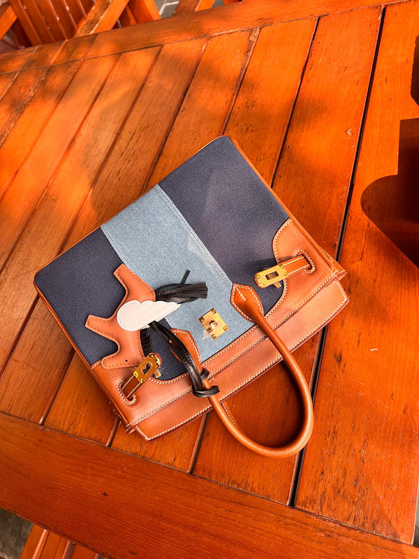 Sculpted handbag styled for everyday wear