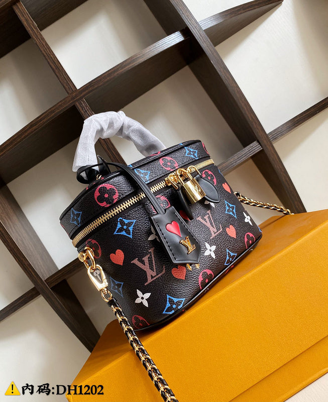 Close-up detail of structured sleek women's handbag – women's luxury handbag