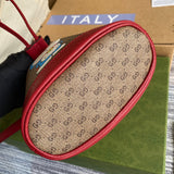 Handle and strap detail of elevated structured women's handbag – women's everyday handbag