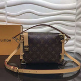 Front view of structured chic women's handbag – women's everyday handbag